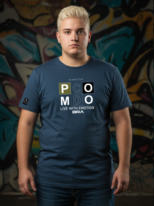 Camiseta Masculina PCOMDO "Live With Emotion BRA" Azul Marinho